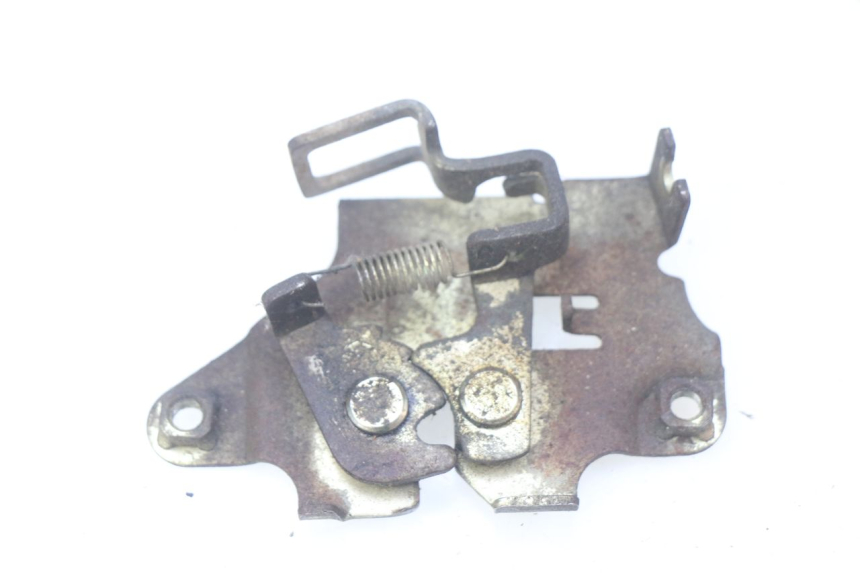 photo de SITZBANKSCHLOSS SYM ORBIT 2 2T 50 (2008 - 2018) - Detailansicht des Bauteils