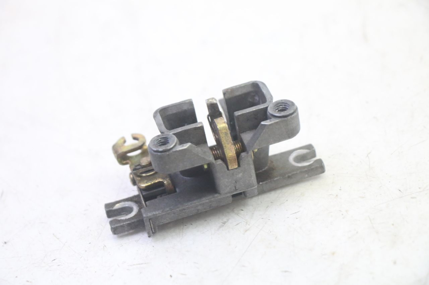 photo de SITZSCHLOSS SYM ORBIT III 3 4T 50 (2021 - 2025) - Hauptansicht