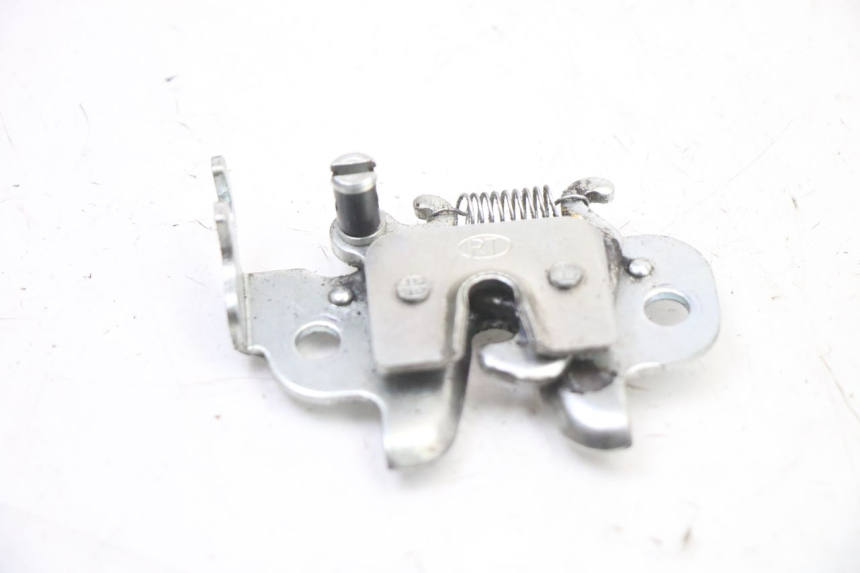 photo de SITZBANKSCHLOSS PEUGEOT KISBEE 4T 50 (2018 - 2022) - Hauptansicht