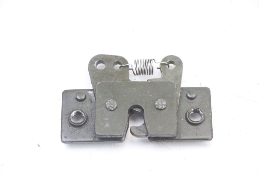 photo de SITZSCHLOSS PEUGEOT TREKKER TKR 50 (2005 - 2014) - Hauptansicht