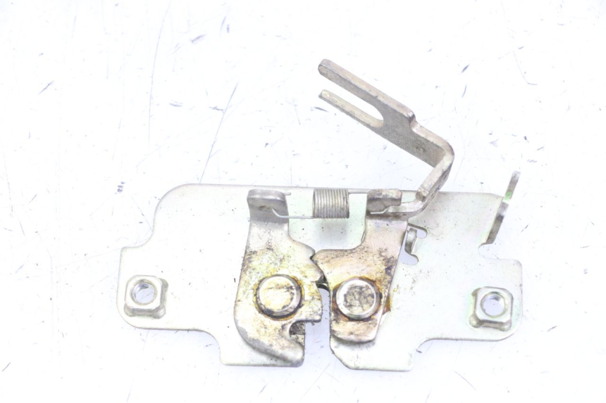 photo de SITZBANKSCHLOSS PEUGEOT TWEET 4T 50 (2014 - 2019) - Hauptansicht