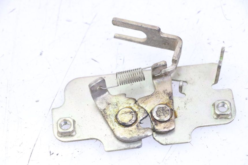 photo de SITZBANKSCHLOSS PEUGEOT TWEET 4T 50 (2014 - 2019) - Detailansicht des Bauteils