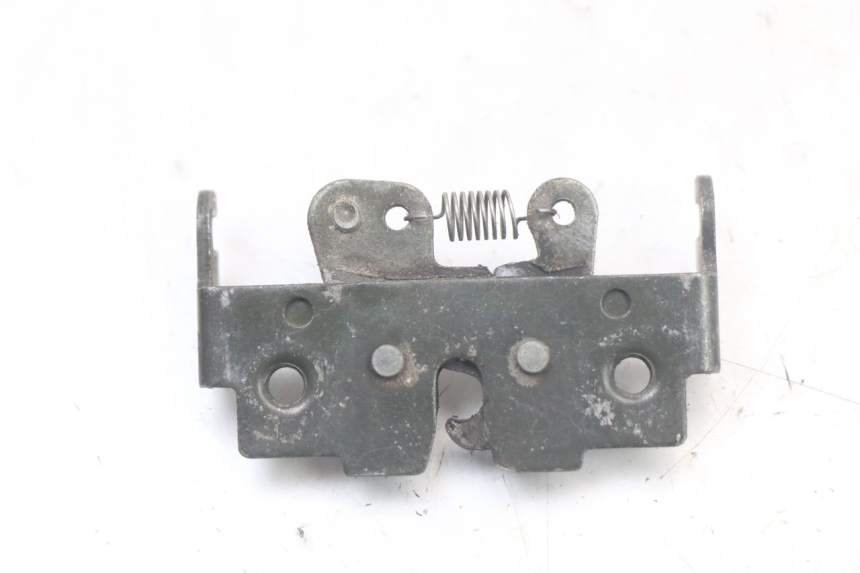 photo de SITZSCHLOSS PIAGGIO BEVERLY 125 (1998 - 2005) - Zoom auf Gebrauchszustand