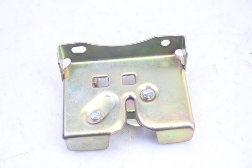 photo de SITZSCHLOSS JM MOTORS SANTANA EVO 50 (2024 - 2026) - Zoom auf Gebrauchszustand