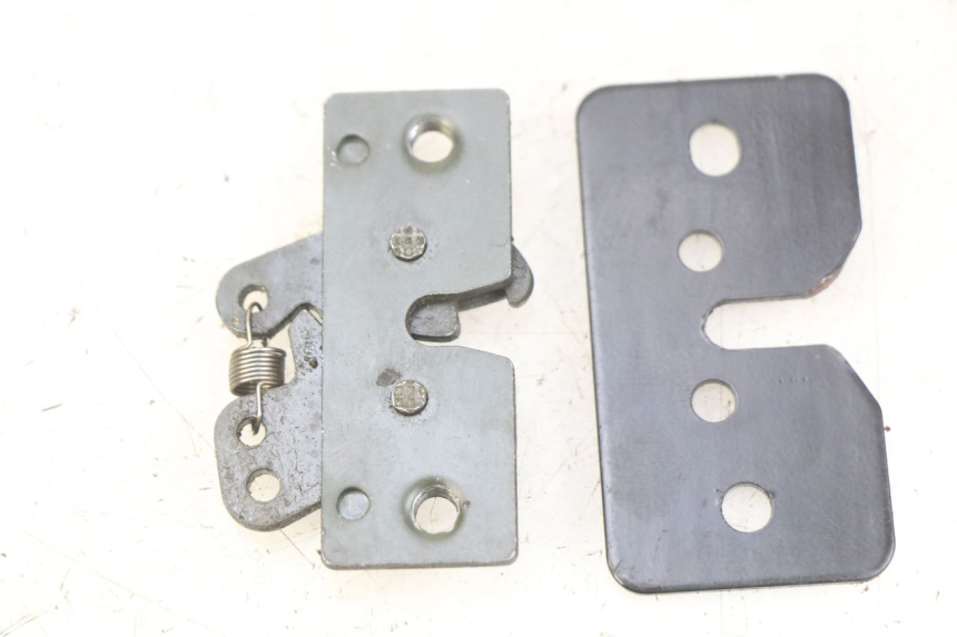 photo de SITZBANKSCHLOSS PEUGEOT SATELIS 125 (2010 - 2012) - Hauptansicht