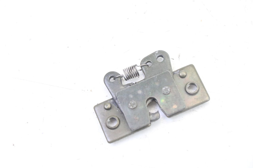 photo de SITZSCHLOSS PEUGEOT SATELIS 125 (2013 - 2018) - Hauptansicht