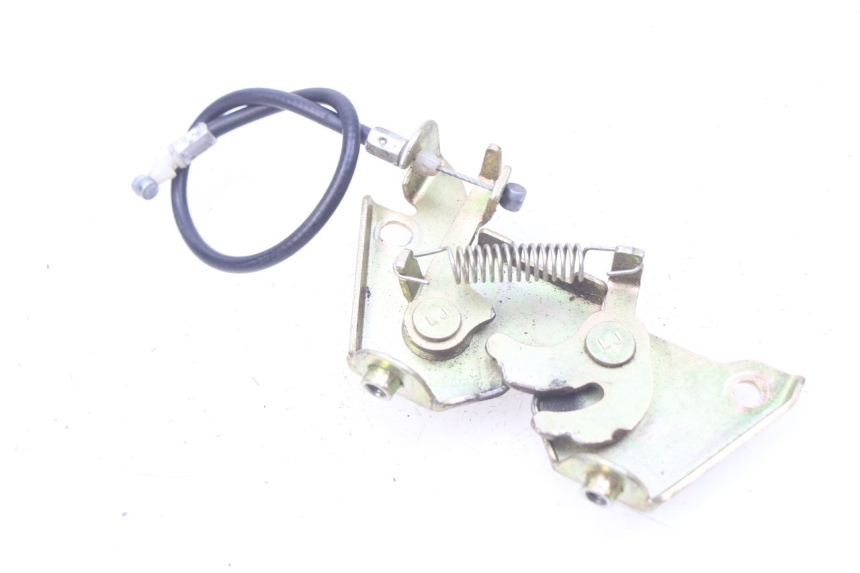 photo de SITZBANKSCHLOSS JM MOTORS SC 4T 50 (2012 - 2017) - Zoom auf Gebrauchszustand