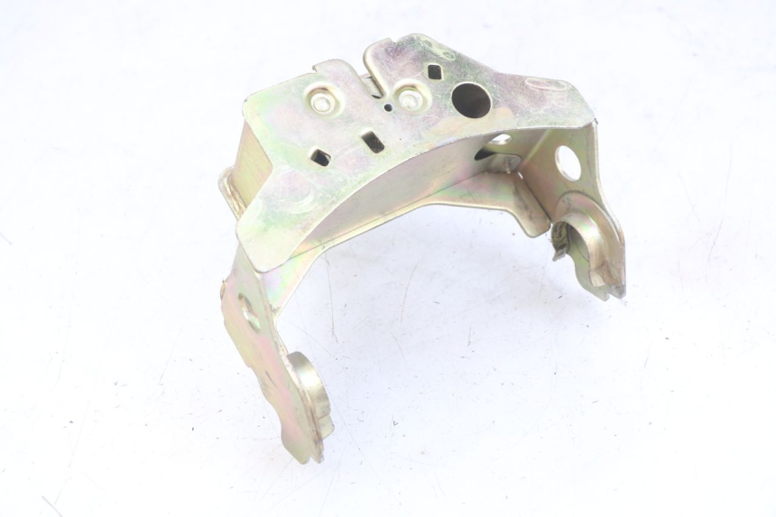 photo de SITZBANKSCHLOSS HONDA SCV LEAD 100 (2003 - 2007) - Detailansicht des Bauteils