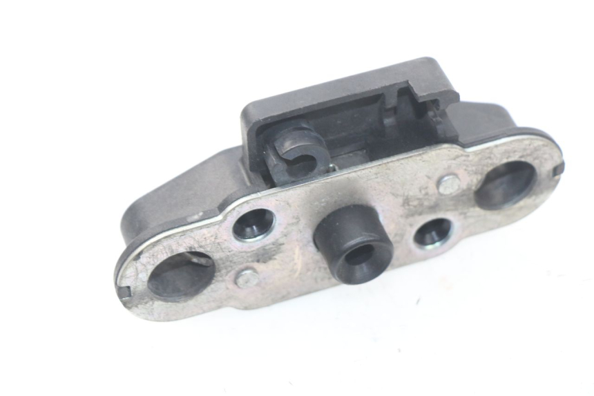 photo de SITZSCHLOSS SUZUKI SV S ABS 650 (2003 - 2009) - Detailansicht des Bauteils