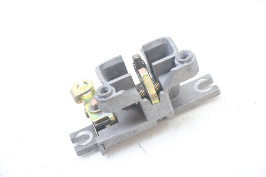 photo de SITZBANKSCHLOSS SYM ORBIT III 3 4T 50 (2018 - 2021) - Detailansicht des Bauteils