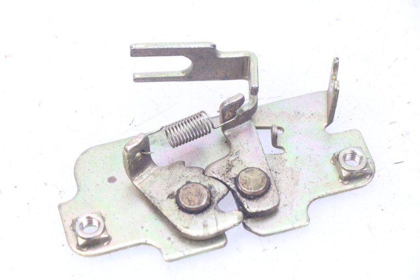 photo de SITZBANKSCHLOSS PEUGEOT TWEET 4T 50 (2018 - 2022) - Detailansicht des Bauteils