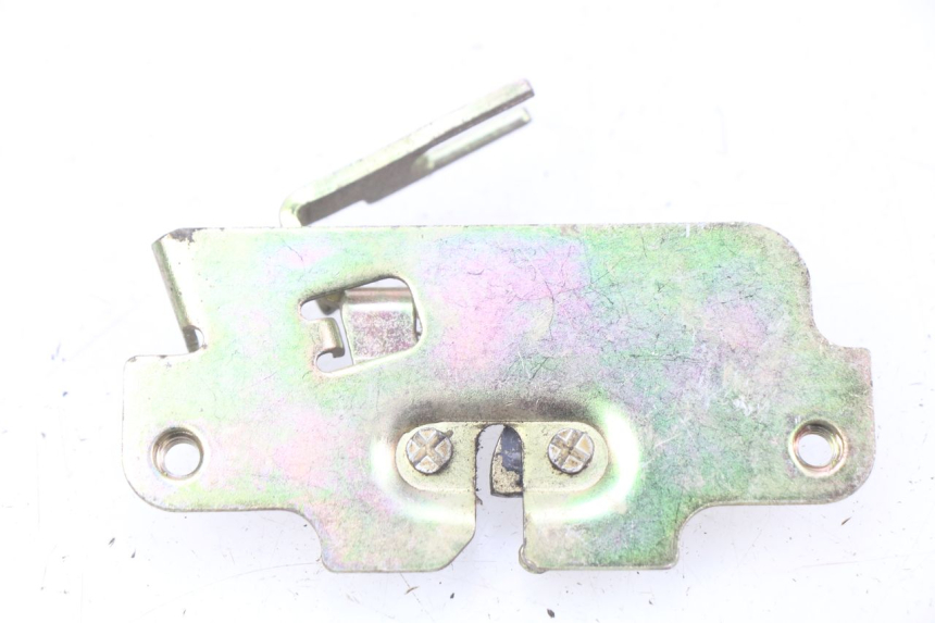 photo de SITZBANKSCHLOSS PEUGEOT TWEET 4T 50 (2018 - 2022) - Zoom auf Gebrauchszustand