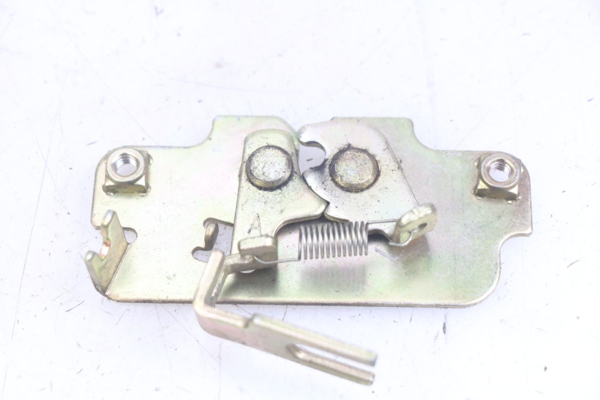 photo de SITZBANKSCHLOSS PEUGEOT TWEET 4T 50 (2018 - 2022) - Detailansicht des Bauteils