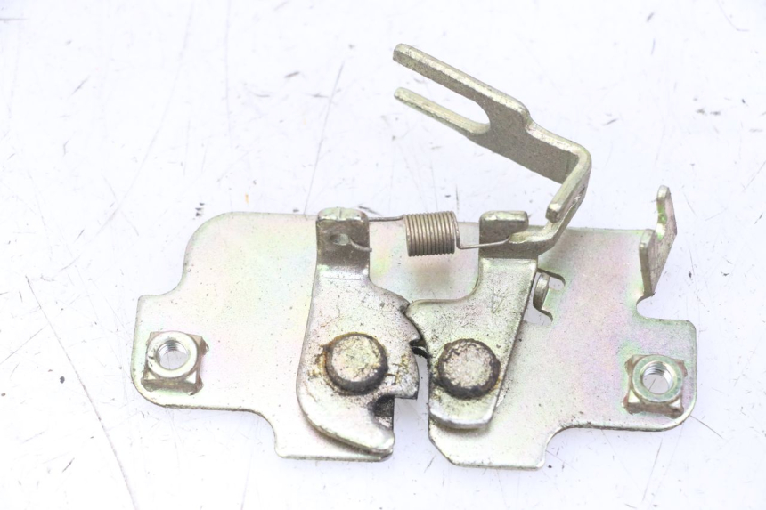 photo de SITZBANKSCHLOSS PEUGEOT TWEET 4T 50 (2018 - 2022) - Hauptansicht