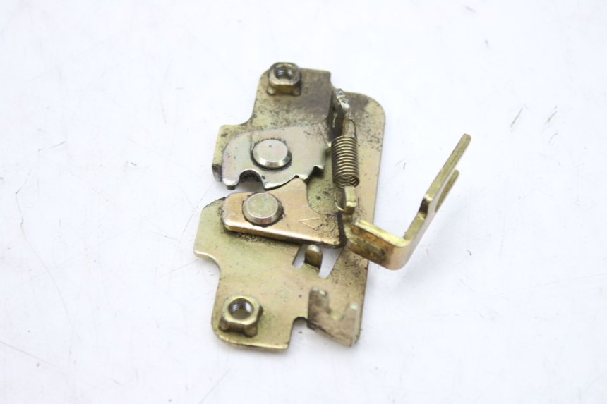 photo de SITZBANKSCHLOSS PEUGEOT TWEET 125 (2010 - 2017) - Alternative Perspektive