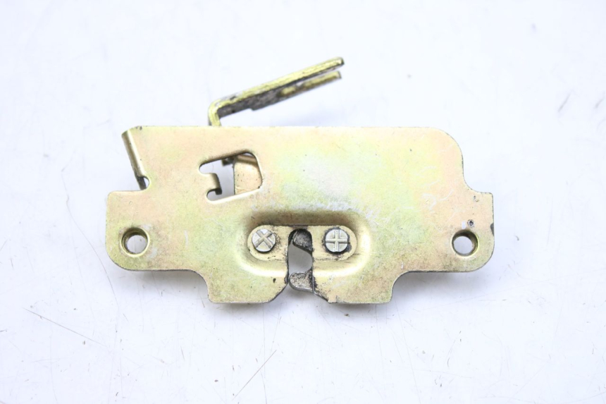 photo de SITZBANKSCHLOSS PEUGEOT TWEET 125 (2010 - 2017) - Oberflächenzustand und Material