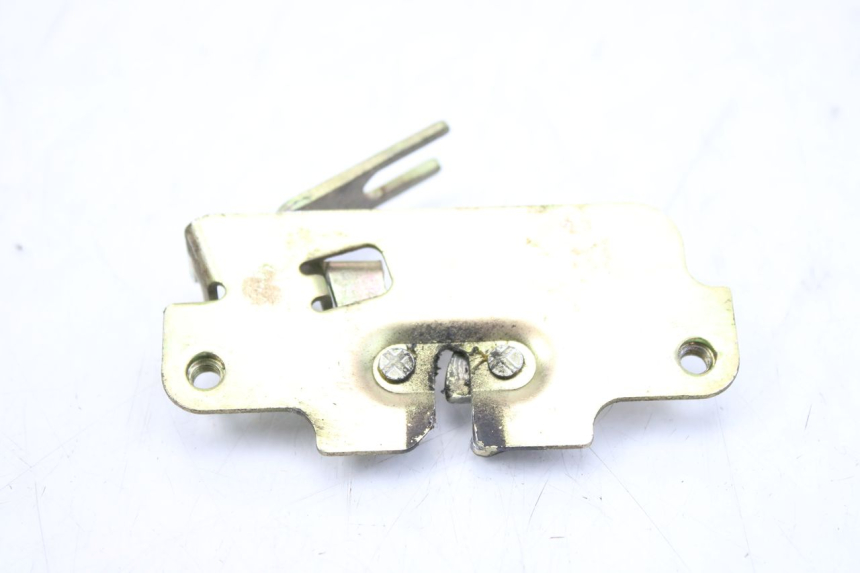 photo de SITZBANKSCHLOSS PEUGEOT TWEET 125 (2010 - 2017) - Technische Nahaufnahme