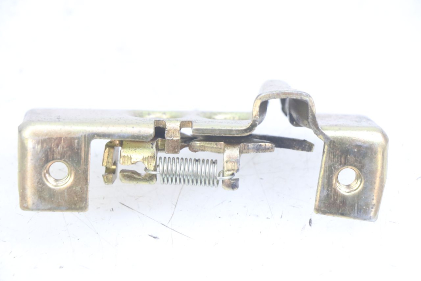 photo de SITZBANKSCHLOSS DAELIM VJ ROADWIN FI 125 (2008 - 2017) - Detailansicht des Bauteils