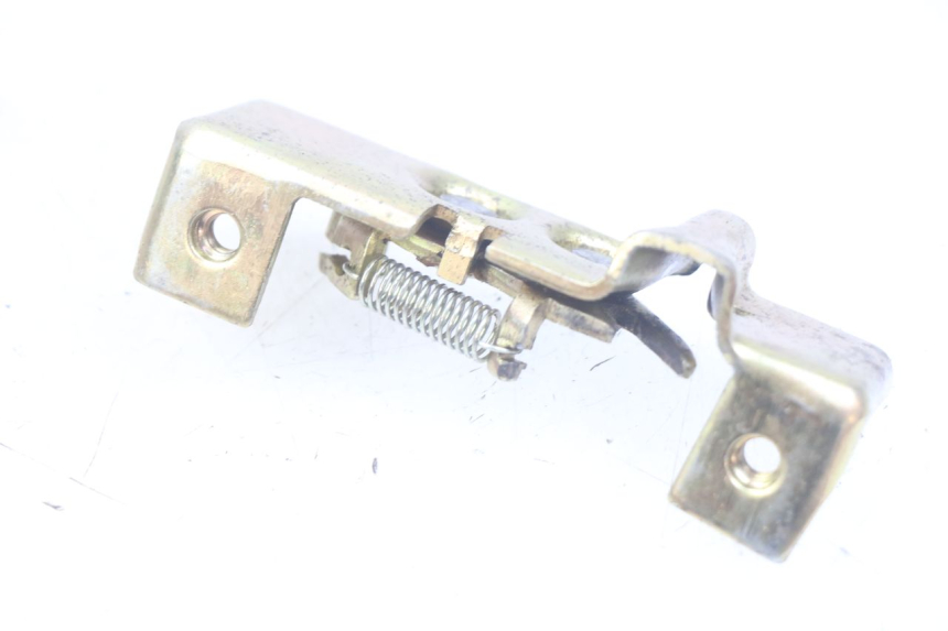 photo de SITZBANKSCHLOSS DAELIM VJ ROADWIN FI 125 (2008 - 2017) - Zoom auf Gebrauchszustand