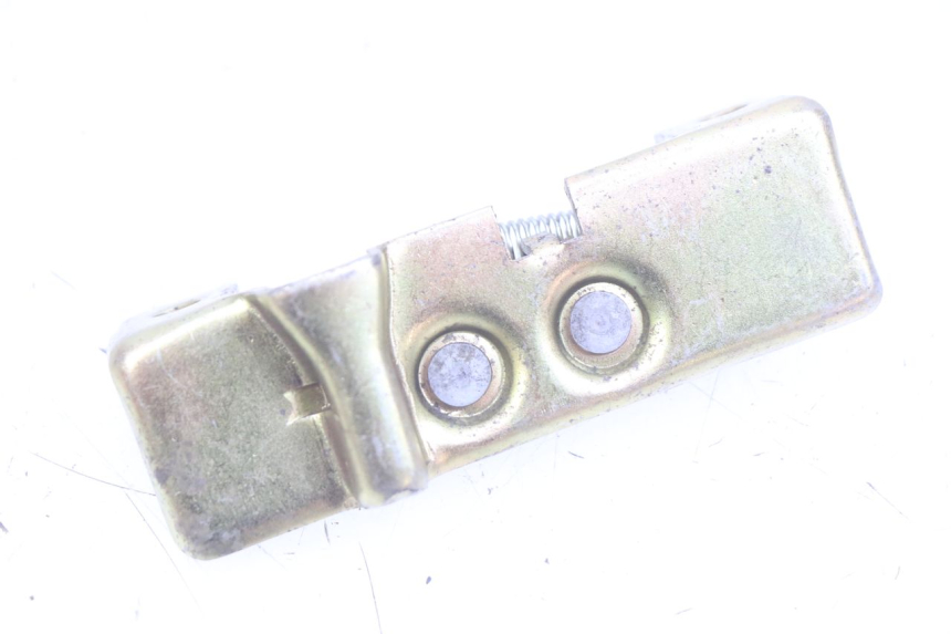 photo de SITZBANKSCHLOSS DAELIM VJ ROADWIN FI 125 (2008 - 2017) - Alternative Perspektive