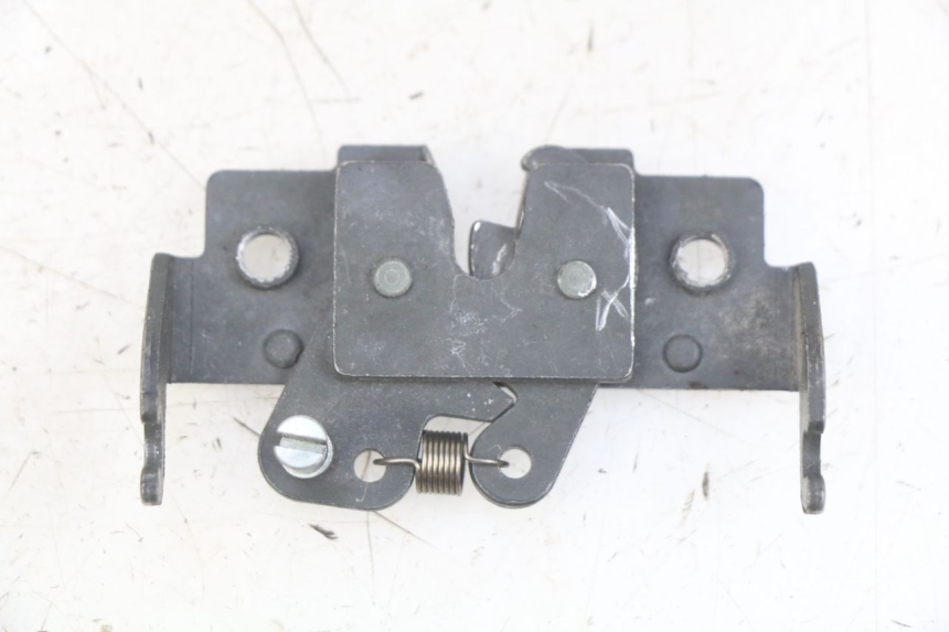 photo de SITZBANKSCHLOSS YAMAHA X-CITY XCITY 125 (2007 - 2013) - Technische Nahaufnahme