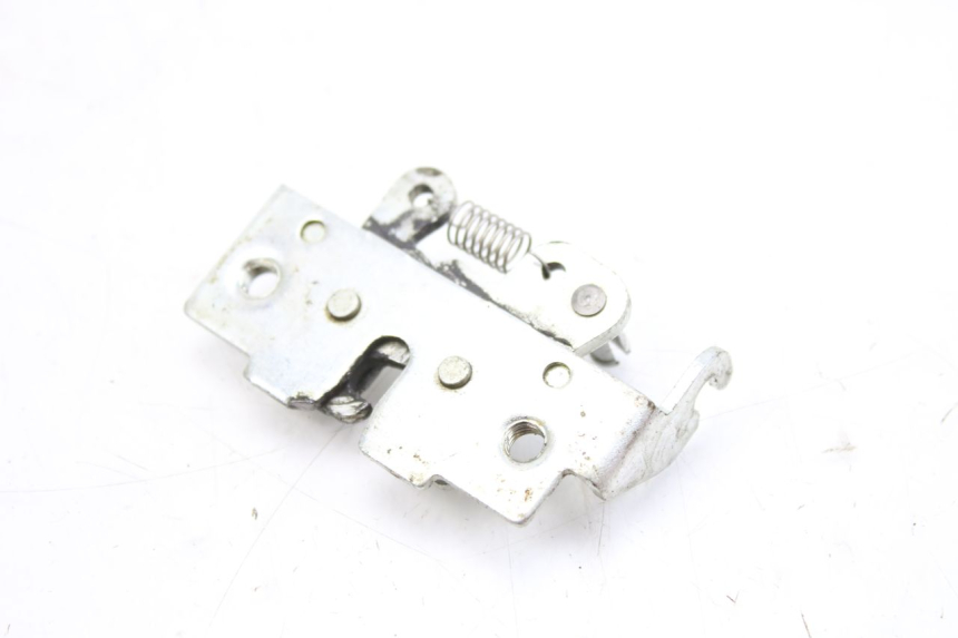 photo de SITZBANKSCHLOSS YAMAHA XMAX X-MAX 125 (2006 - 2009) - Technische Nahaufnahme