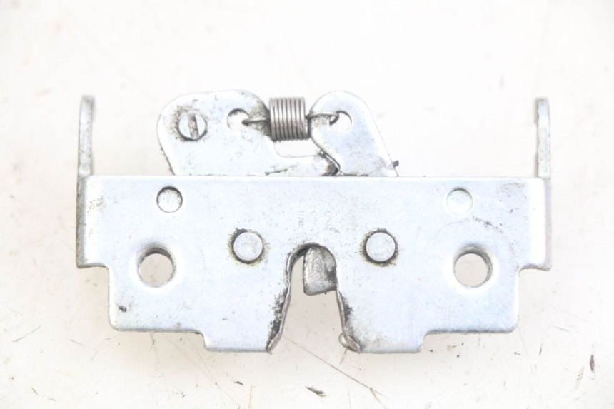 photo de SITZBANKSCHLOSS YAMAHA X-MAX XMAX 125 (2010 - 2013) - Zoom auf Gebrauchszustand