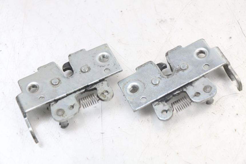 photo de SITZBANKSCHLOSS YAMAHA X-MAX XMAX 250 (2006 - 2009) - Alternative Perspektive