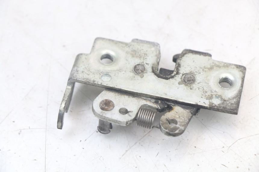 photo de SITZBANKSCHLOSS YAMAHA XMAX X-MAX 125 (2006 - 2009) - Alternative Perspektive