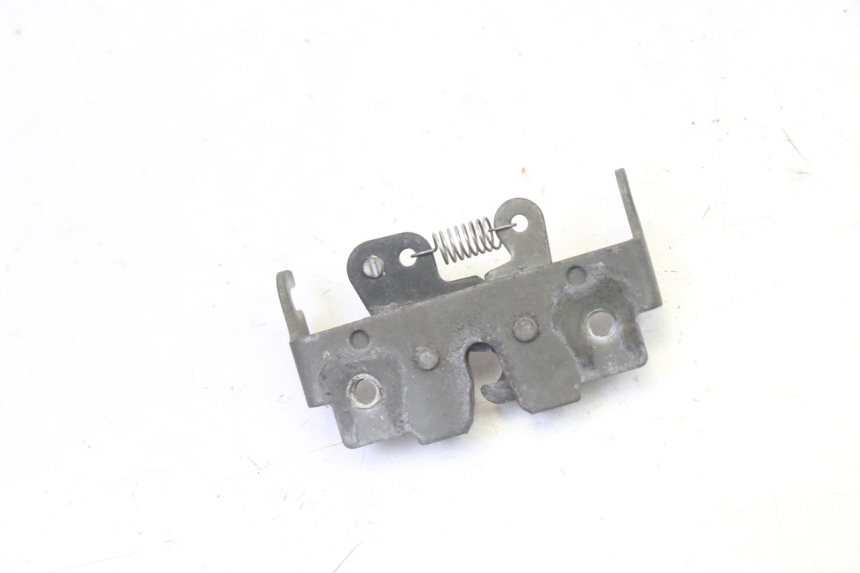 photo de SITZBANKSCHLOSS YAMAHA X-MAX XMAX 125 (2010 - 2013) - Zoom auf Gebrauchszustand