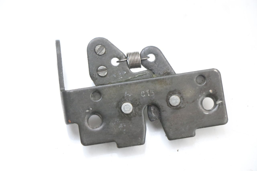 photo de SITZBANKSCHLOSS PIAGGIO XEVO - X EVO 125 (2007 - 2017) - Zoom auf Gebrauchszustand