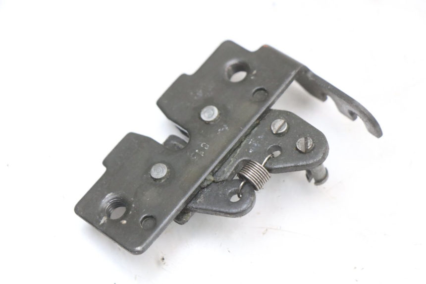 photo de SITZBANKSCHLOSS PIAGGIO XEVO - X EVO 125 (2007 - 2017) - Alternative Perspektive