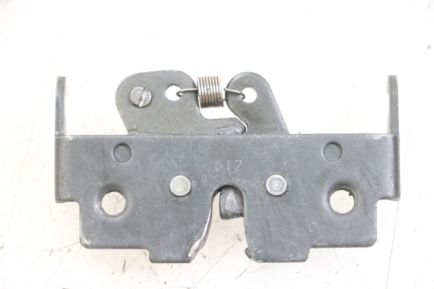 photo de SITZBANKSCHLOSS PIAGGIO XEVO - X EVO 125 (2007 - 2017) - Alternative Perspektive