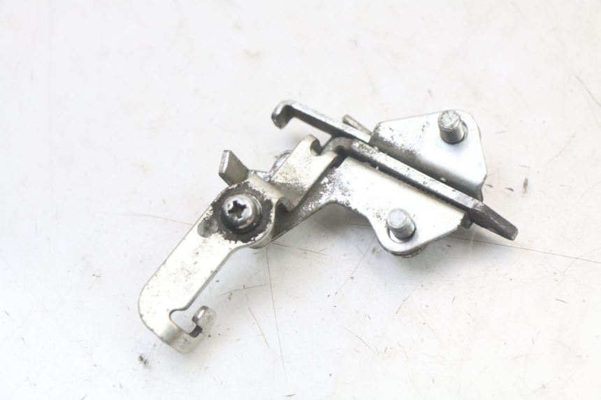 photo de SITZBANKSCHLOSS YAMAHA FJR ABS 1300 (2006 - 2012) - Zoom auf Gebrauchszustand