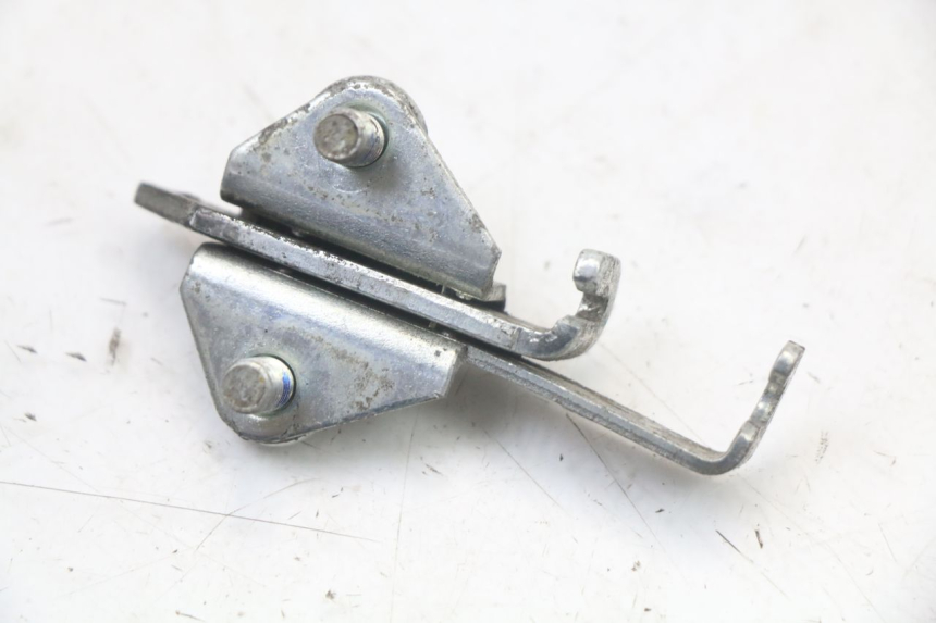 photo de SITZSCHLOSS YAMAHA FZ1 FAZER 1000 (2007 - 2009) - Zoom auf Gebrauchszustand