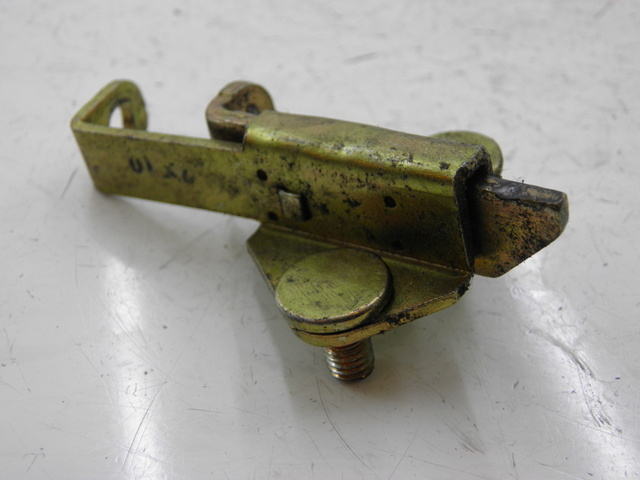 photo de SITZSCHLOSS YAMAHA FZS FAZER 1000 (2003 - 2005) - Zoom auf Gebrauchszustand