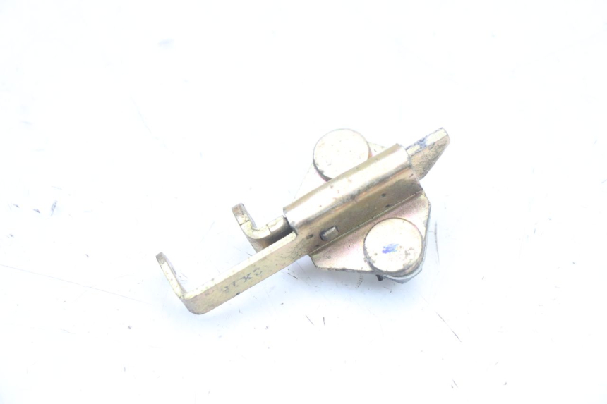 photo de SITZSCHLOSS YAMAHA FZS FAZER 600 (2001 - 2003) - Detailansicht des Bauteils