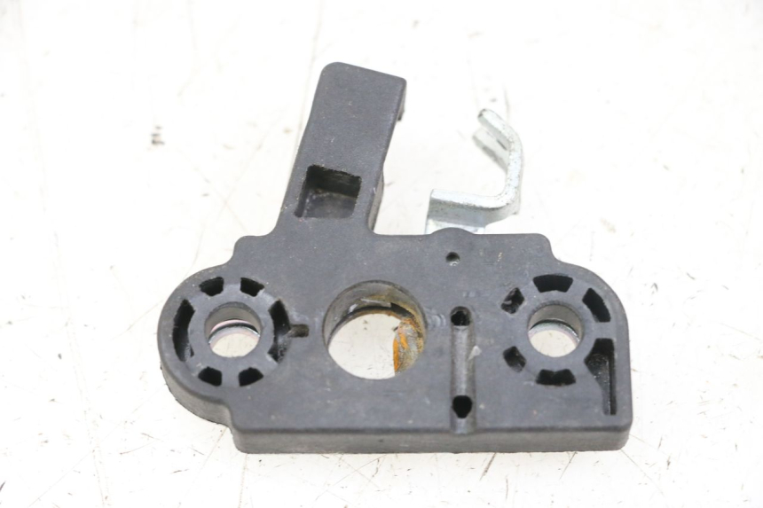 photo de SITZBANKSCHLOSS YAMAHA NEOS NEO'S 4T 50 (2008 - 2016) - Detailansicht des Bauteils