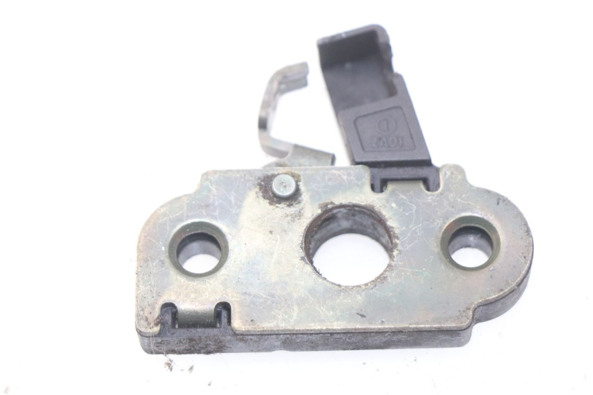 photo de SITZBANKSCHLOSS YAMAHA YP MAJESTY 125 (1998 - 2001) - Zoom auf Gebrauchszustand