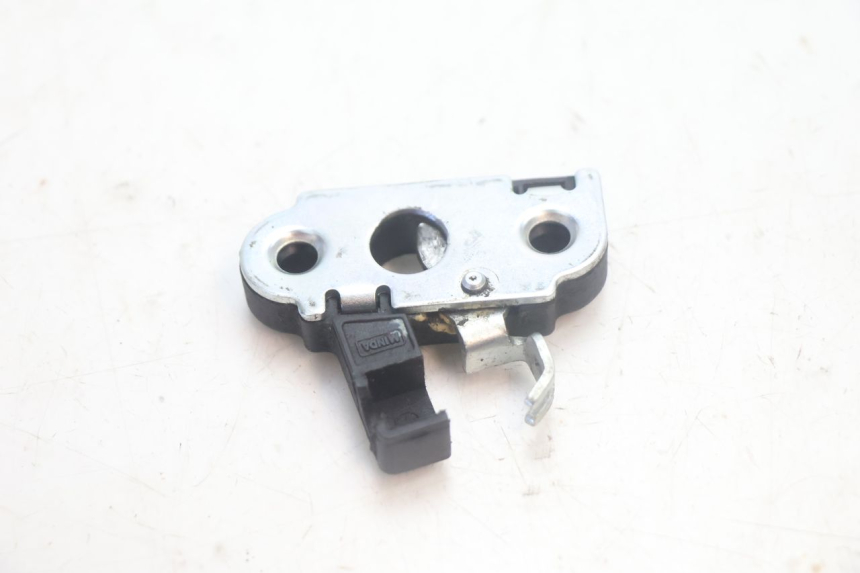 photo de SITZBANKSCHLOSS YAMAHA YP MAJESTY 125 (2007 - 2010) - Detailansicht des Bauteils
