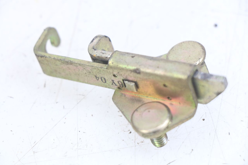 photo de SITZBANKSCHLOSS YAMAHA YZF R THUNDERCAT 600 (1996 - 2003) - Zoom auf Gebrauchszustand