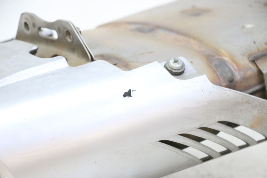 photo de SCHALLDÄMPFER YAMAHA FZ6 FAZER S2 600 (2007 - 2011) - Detailansicht des Bauteils