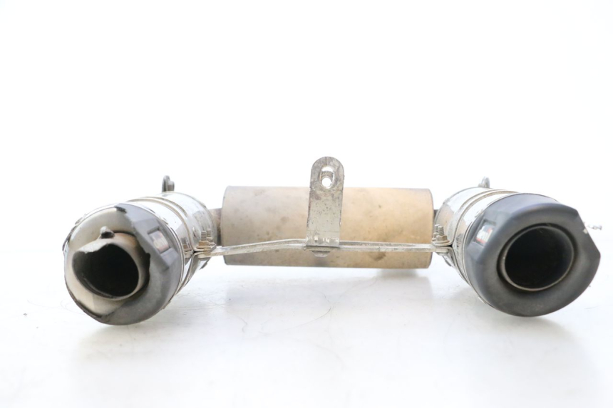 photo de SCHALLDÄMPFER SUZUKI GSR 600 (2005 - 2012) - Detailansicht des Bauteils