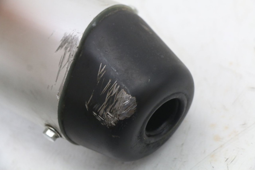 photo de SCHALLDÄMPFER KAWASAKI KX L 85 (2022 - 2024) - Details der Befestigungspunkte