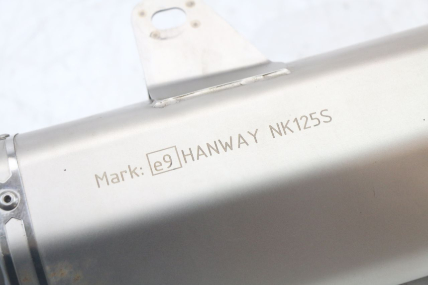 photo de SCHALLDÄMPFER MASAI SCRAMBLER SPORT 125 (2021 - 2025) - Hochauflösende Nahaufnahme