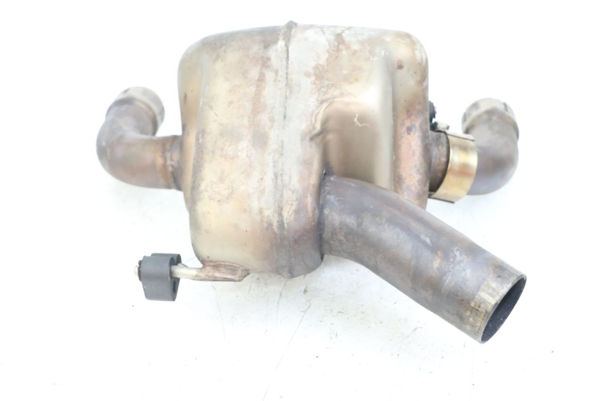 photo de AUSPUFF MOTO GUZZI NORGE 8V GT 1200 (2011 - 2016) - Zoom auf Gebrauchszustand