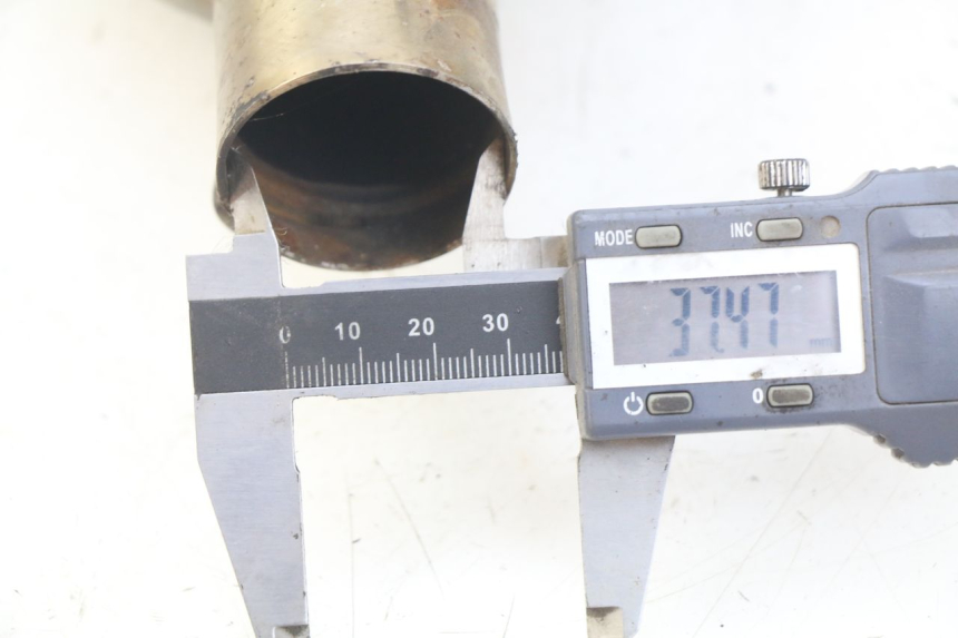 photo de AUSPUFF SPY RACING F3 350 (2015 - 2022) - Oberflächenzustand und Material