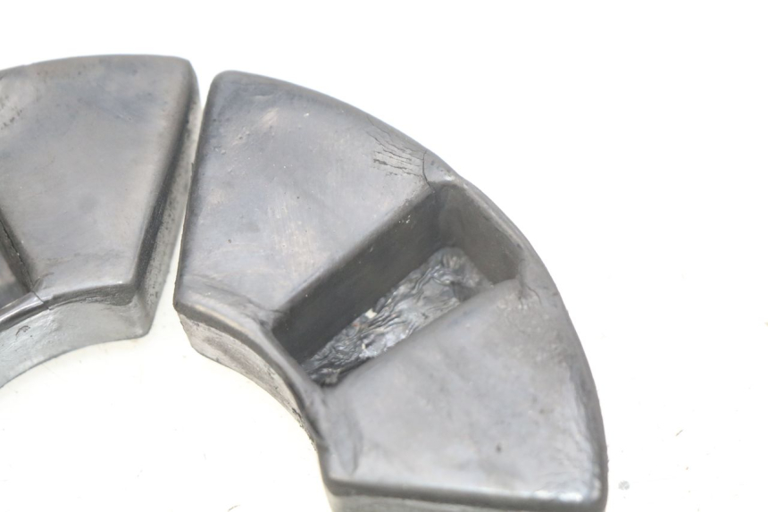 photo de RIEMENSCHEIBE MIT SILENTBLOCK ROYAL ENFIELD BULLET CLASSIC 500 (2017 - 2020) - Zoom auf Gebrauchszustand