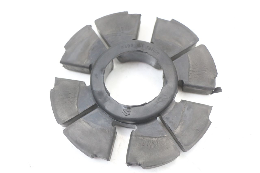 photo de KETTENRAD SILENTBLOCK SUZUKI GN 125 (1997 - 2000) - Zoom auf Gebrauchszustand