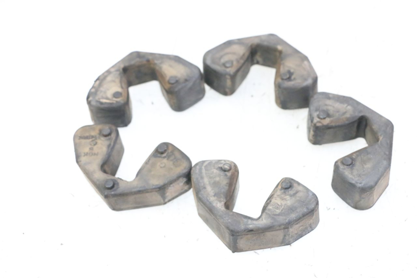 photo de KETTENRAD SILENTBLOCK SUZUKI GSR 750 (2011 - 2017) - Zoom auf Gebrauchszustand